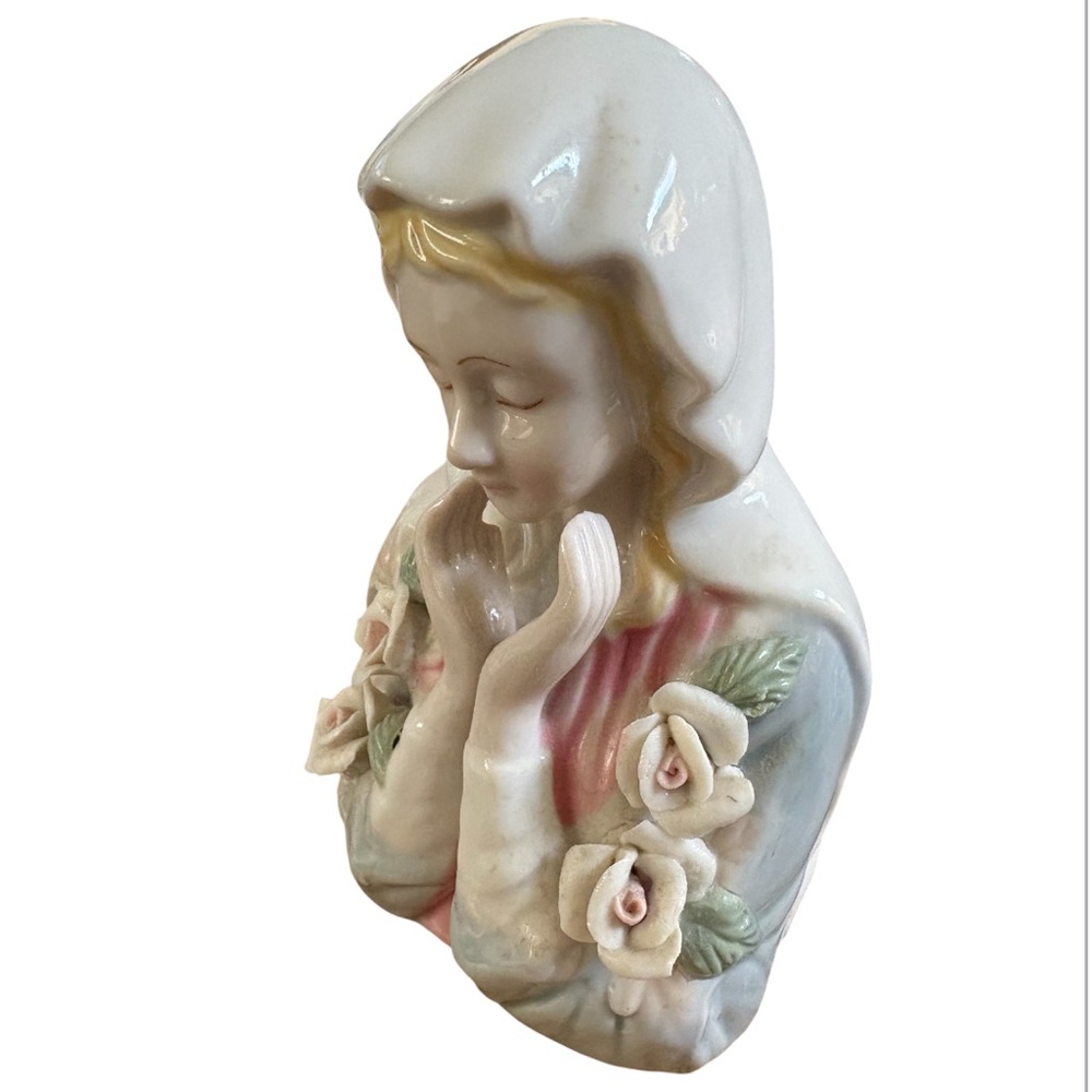 VINTAGE➕Porcelain Madonna Rose Embellishment